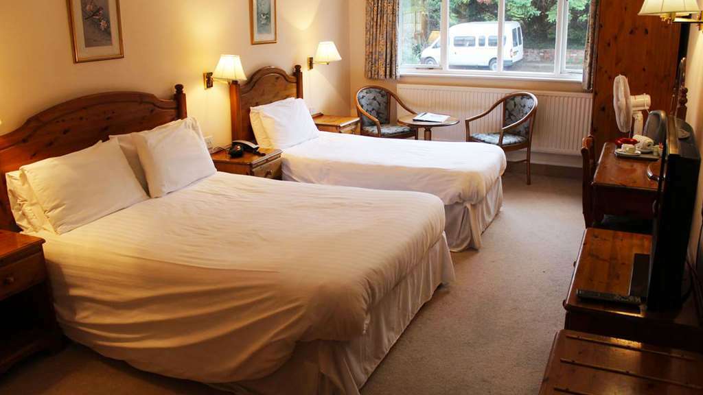 The Northwick Arms Hotel Evesham Room photo